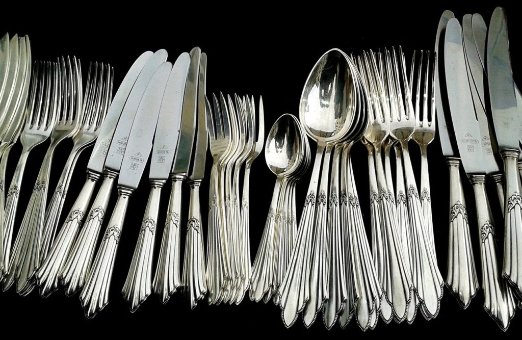 How To Use A Knife Fork And Spoon